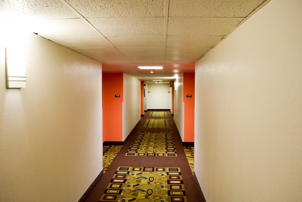 Motel 6-Springfield, Oh Eksteriør billede