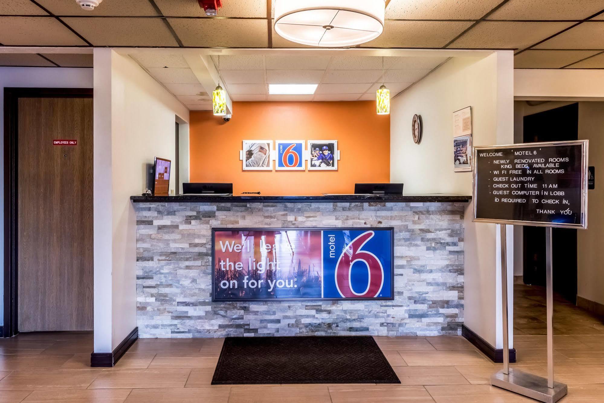 Motel 6-Springfield, Oh Eksteriør billede